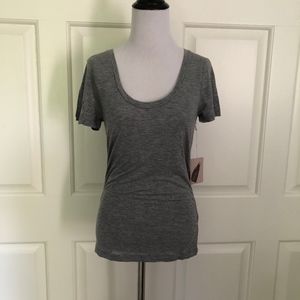 NWT HEATHER GRAY SCOOPNECK SHORT SLEEVE COTTON TEE